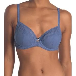 Chantelle 32D "Le Marais Underwire Plunge" bra